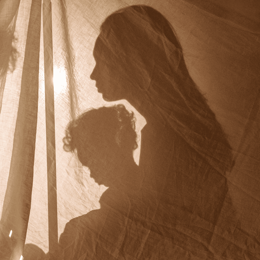 De rite of passage van moederschap